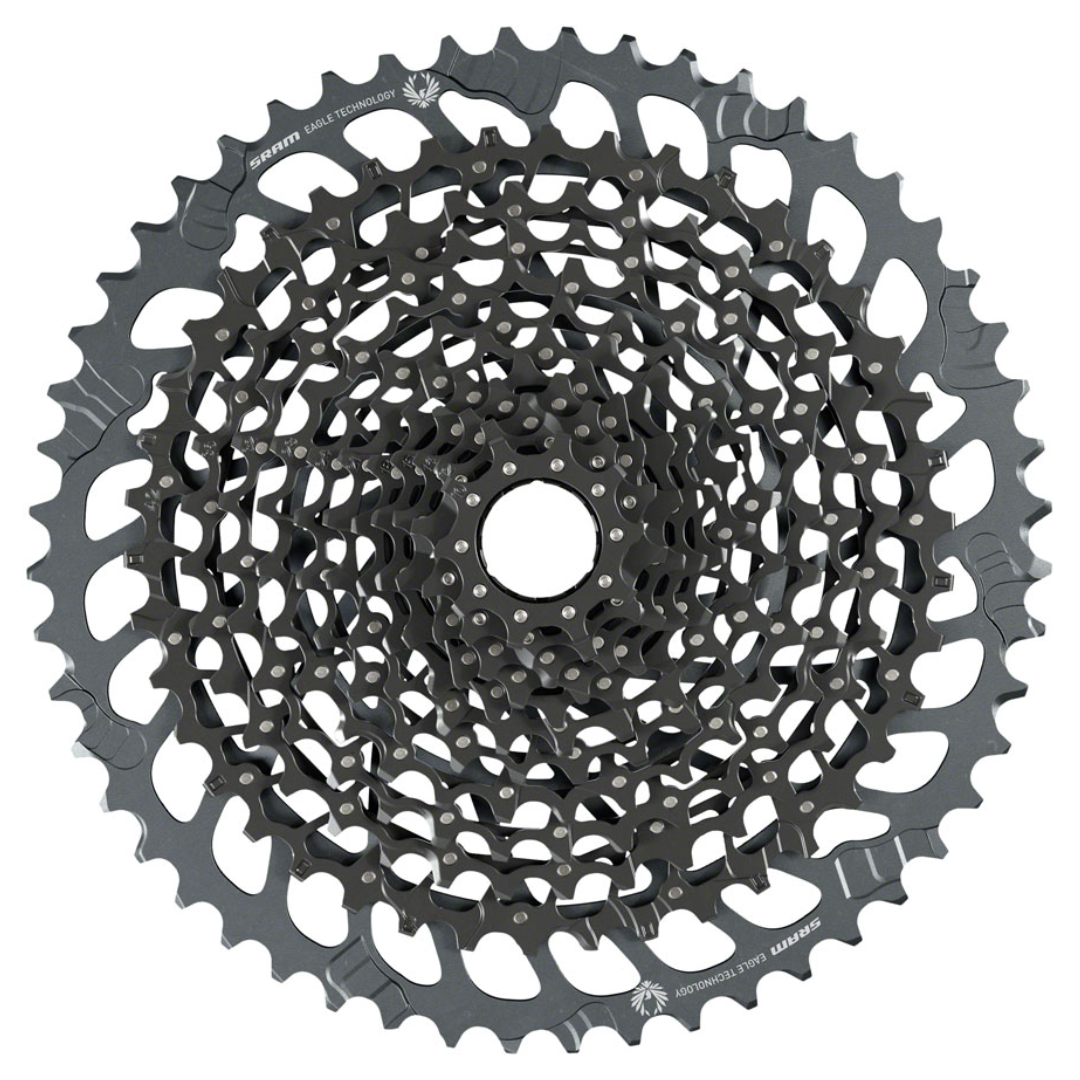 Grupo SRAM GX Eagle: Bielas Boost de 170 mm, 32 dientes, DUB, Palanca de cambios, Desviador trasero, Cassette de 12 velocidades de 10-52 dientes y Cadena de 12 velocidades.